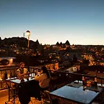 Elegance Cave Suites&restaurant 4*