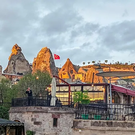 Elegance Cave & Restaurant Готель Гьореме