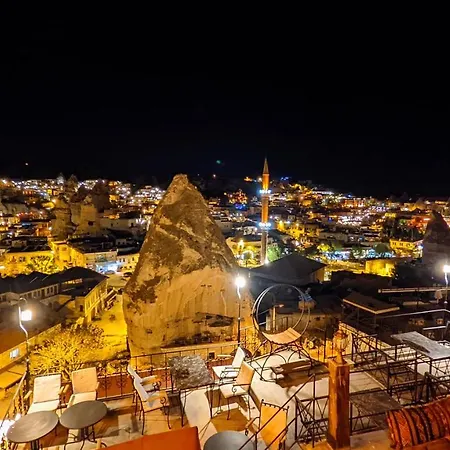 Готель Elegance Cave & Restaurant