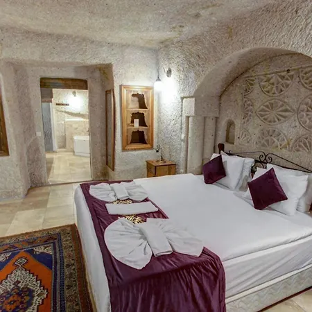 Elegance Cave & Restaurant Готель Гьореме