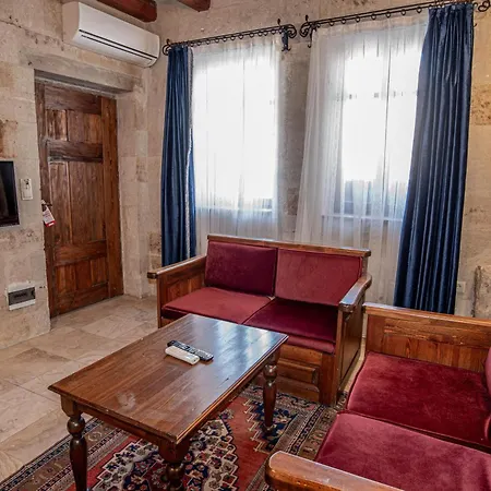Elegance Cave & Restaurant Готель