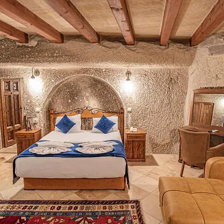 Elegance Cave & Restaurant Готель 2*