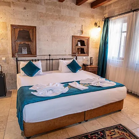 Szálloda Elegance Cave & Restaurant 2*