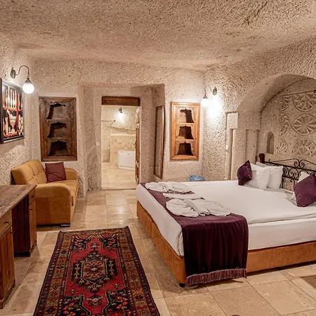 Elegance Cave & Restaurant 2*