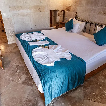 Elegance Cave & Restaurant Готель 2*