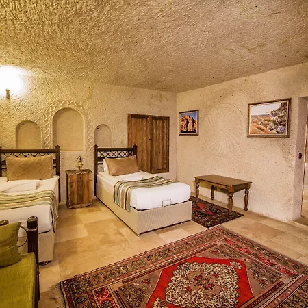 Elegance Cave & Restaurant Hotel