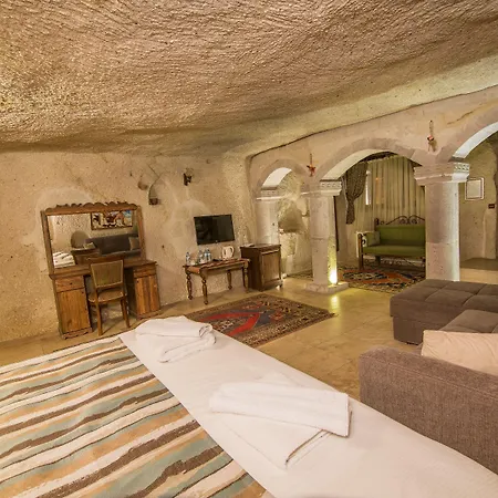 Elegance Cave & Restaurant ホテル ギョレメ