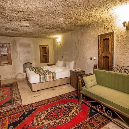 Elegance Cave & Restaurant Hotel 4*