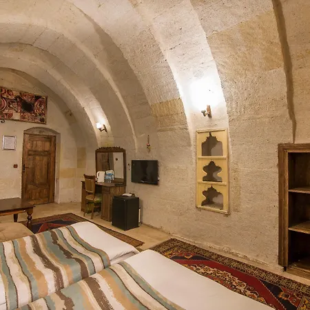 ホテル Elegance Cave & Restaurant ギョレメ