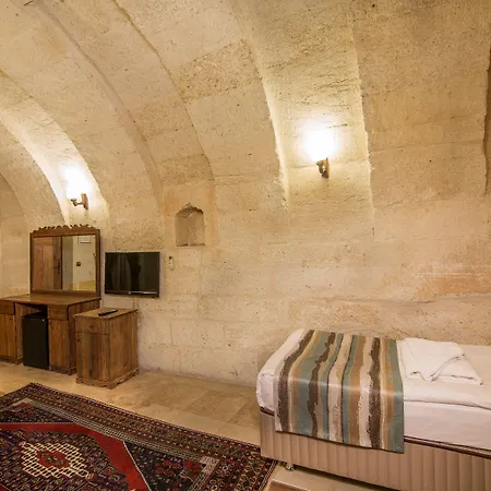 Elegance Cave & Restaurant Hotel 4*