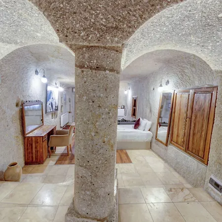 Elegance Cave & Restaurant 4* Göreme