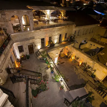 Elegance Cave & Restaurant 2*