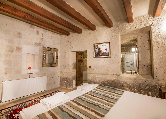 Elegance Cave & Restaurant Szálloda Göreme