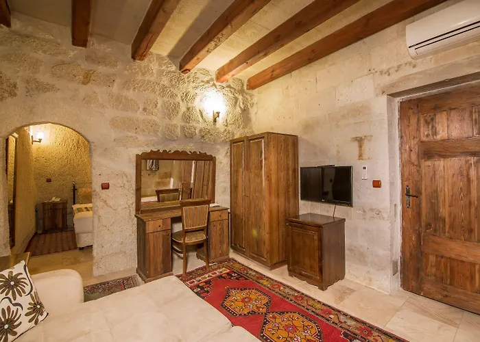 Elegance Cave & Restaurant Göreme