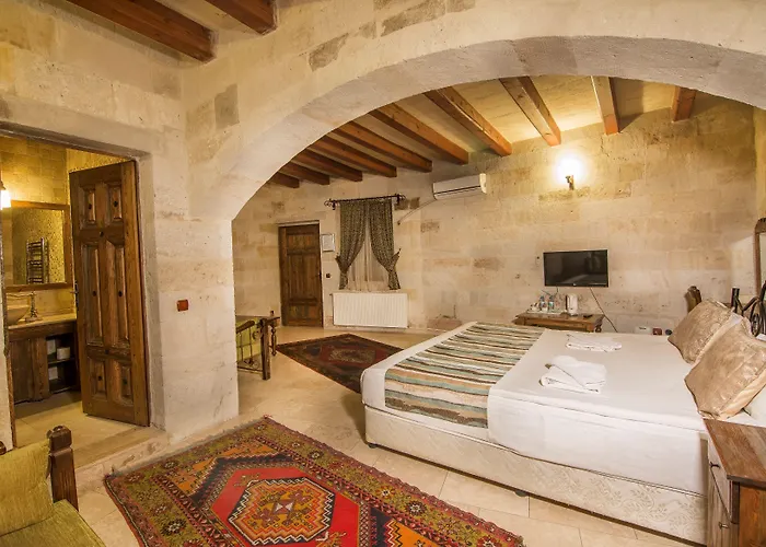 Hotel Elegance Cave & Restaurant