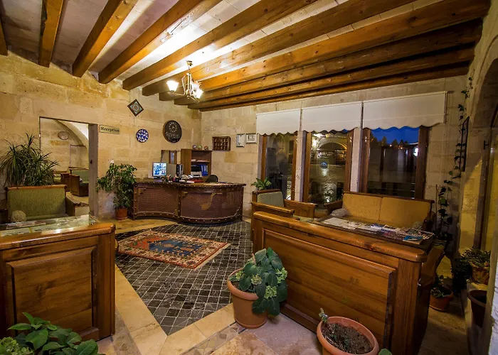 Elegance Cave & Restaurant 4*