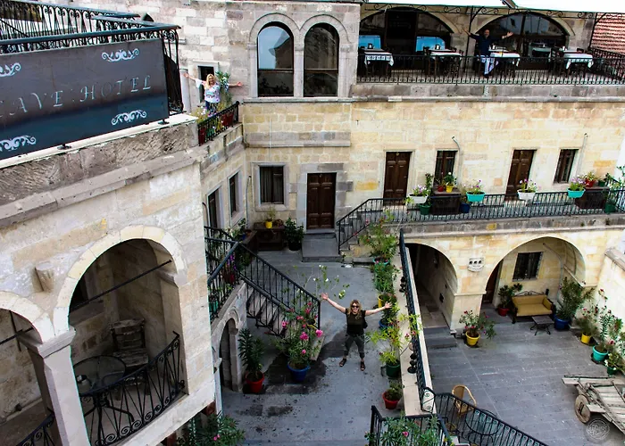 Elegance Cave & Restaurant Hotel 4*