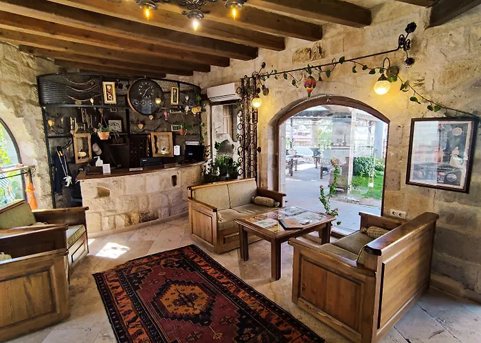 Elegance Cave & Restaurant Hotel