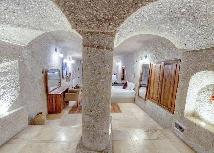 Elegance Cave & Restaurant 4* Göreme