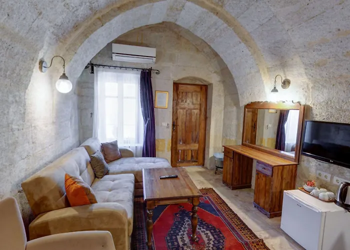 Elegance Cave & Restaurant Szálloda